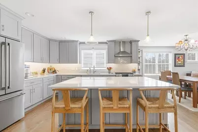 32 Pebble Beach Dr, Plymouth, MA 02360 - Photo 9