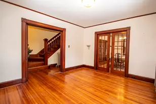 50 James St, Greenfield, MA 01301 - Photo 5