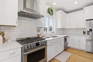 525 Chandler St, Tewksbury, MA 01876 - Photo 15