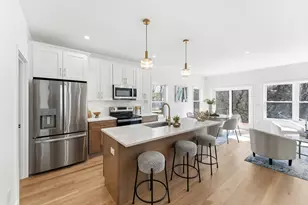 142 Fisher St, Attleboro, MA 02703 - Photo 5