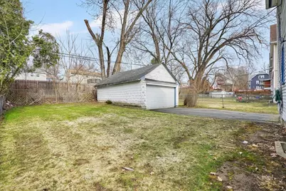 35-37 Narragansett St, Springfield, MA 01107 - Photo 3