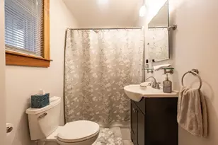 180 Leyden St, Boston, MA 02128 - Photo 11