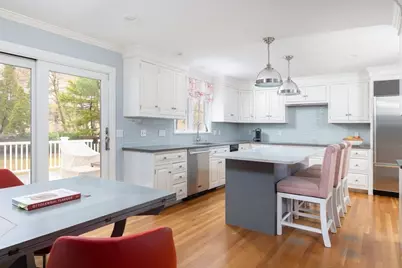 51 Marcellus Drive, Newton, MA 02459 - Photo 9