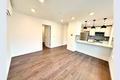 33 Leyden St #6, Boston, MA 02128 - Photo 5