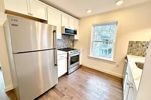 33 Leyden St, Boston, MA 02128 - Photo 11