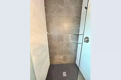 33 Leyden St #6, Boston, MA 02128 - Photo 21