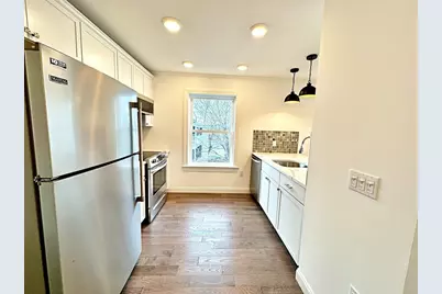 33 Leyden St #6, Boston, MA 02128 - Photo 9