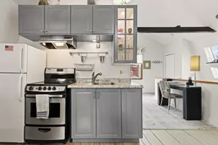 8R North St, Plymouth, MA 02360 - Photo 3