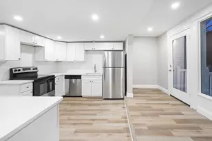 98 Ab Southville, Southborough, MA 01772 - Photo 3