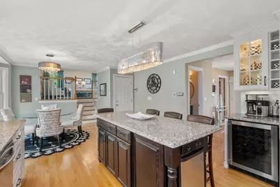 4 Green Meadow Dr, Lynnfield, MA 01940 - Photo 7