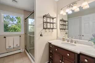 4 Green Meadow Dr, Lynnfield, MA 01940 - Photo 33