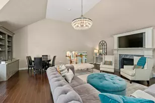 4 Green Meadow Dr, Lynnfield, MA 01940 - Photo 17