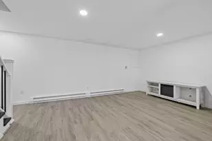 15 Cedar Square, Millis, MA 02054 - Photo 31