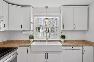 3 Januit St, Sandwich, MA 02563 - Photo 9