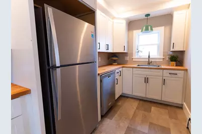 20 Lincoln Ct, Amesbury, MA 01913 - Photo 5