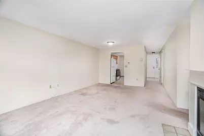 303 Ridgefield Cir #A, Clinton, MA 01510 - Photo 11