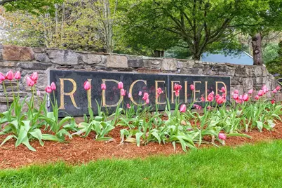 303 Ridgefield Cir #A, Clinton, MA 01510 - Photo 27