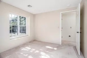 303 Ridgefield Cir, Clinton, MA 01510 - Photo 19