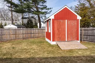 24 Crestwood Cir, Norwood, MA 02062 - Photo 35