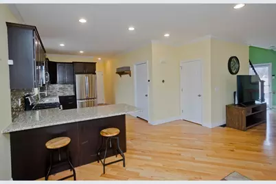 48 Mountain Ave, West Springfield, MA 01089 - Photo 13