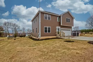 48 Mountain Ave, West Springfield, MA 01089 - Photo 3