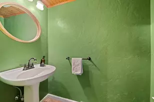 55 Minot Ave, Wareham, MA 02571 - Photo 11