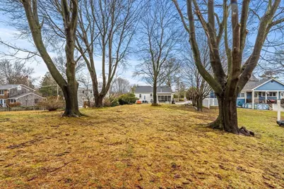 72 Village Street, Marblehead, MA 01945 - Photo 19