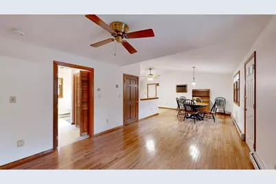 33 Warren Ave, Middleborough, MA 02346 - Photo 5