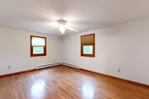 33 Warren Ave, Middleborough, MA 02346 - Photo 25