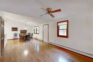 33 Warren Ave, Middleborough, MA 02346 - Photo 3