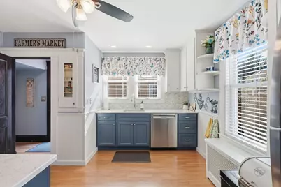 42 Great Woods Road, Lynn, MA 01904 - Photo 11