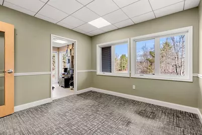 103 Stiles Rd, Salem, NH 03079 - Photo 9