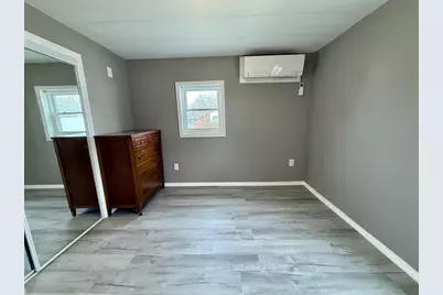 31 Mobile Home Way, Springfield, MA 01119 - Photo 15