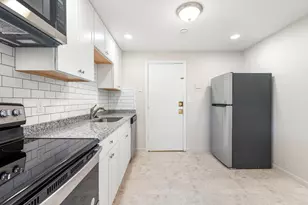 9 Dyer Ct, Danvers, MA 01923 - Photo 3