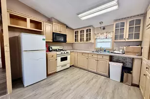 141 Edbert St, Chicopee, MA 01020 - Photo 5