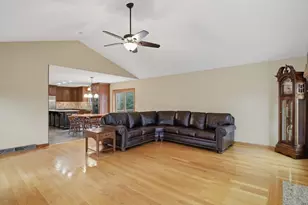 44 San Souci Dr, South Hadley, MA 01075 - Photo 5