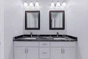 10 N Court St, Fall River, MA 02720 - Photo 19