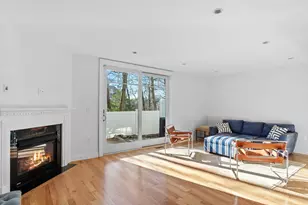 106 Johnson Woods Dr, Reading, MA 01867 - Photo 5