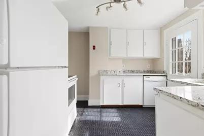 18-20 Payne Rd #20, Newton, MA 02459 - Photo 5