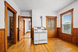 29 Tatman St, Worcester, MA 01607 - Photo 7