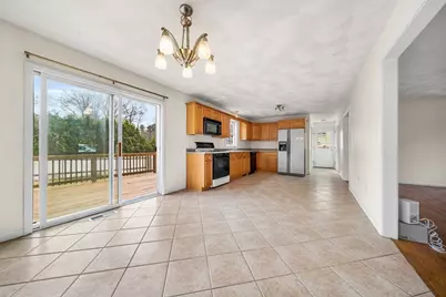 12 Horton Ln, Billerica, MA 01821 - Photo 7