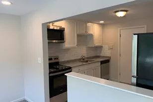 9 Dyer Ct, Danvers, MA 01923 - Photo 3