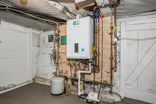 44 Mill St, Revere, MA 02151 - Photo 27