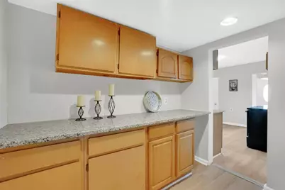 64 Berkshire Ave, Springfield, MA 01109 - Photo 19