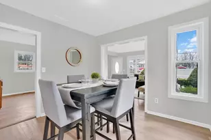 64 Berkshire Ave, Springfield, MA 01109 - Photo 9