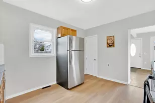 64 Berkshire Ave, Springfield, MA 01109 - Photo 15