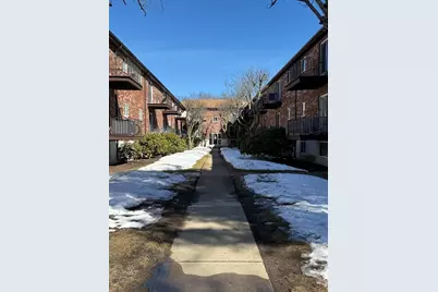 32 Westgate Rd #6, Boston, MA 02132 - Photo 13