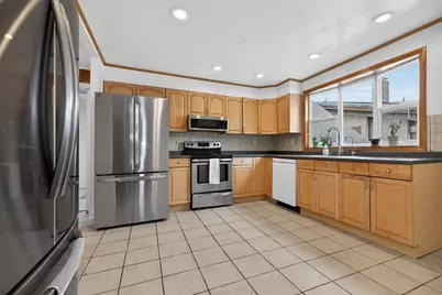 3 Hawthorne Street, Malden, MA 02148 - Photo 5