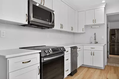 3 Hawthorne Street, Malden, MA 02148 - Photo 21