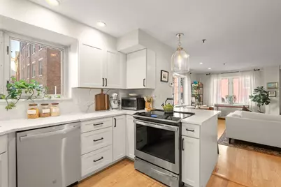 350 North St #200, Boston, MA 02113 - Photo 9